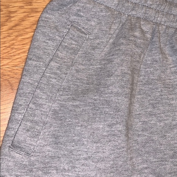 NWT Nike SB Logo Swoosh Sweat Shorts, Large - Picture 9 of 11